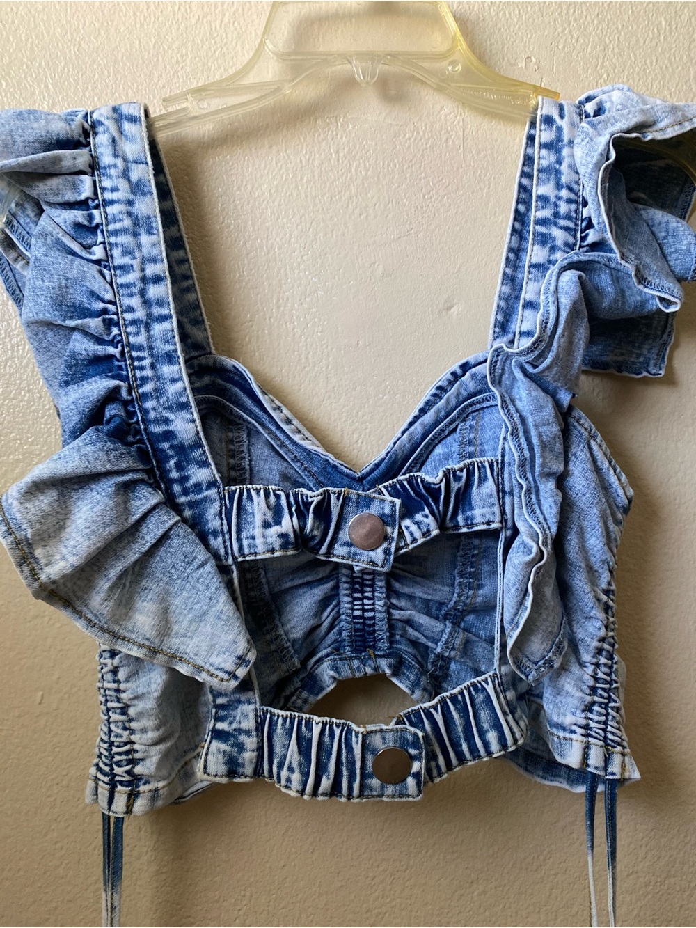 Denim Ruffle Tie-Front Crop Top - Blue - Picture 4 of 6